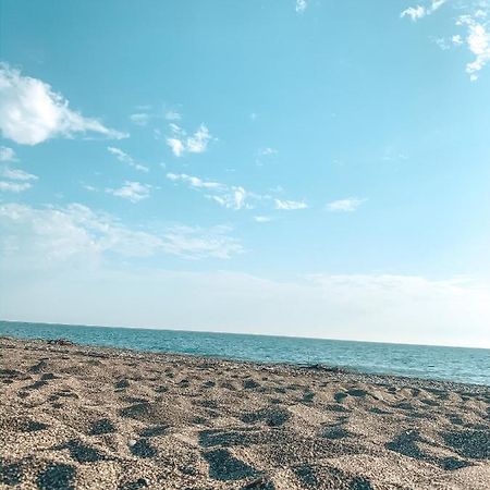 Гостевой Дом Анастасия Sukhumi Bagian luar foto